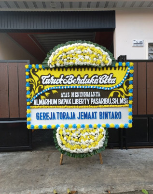 Papan Bunga Duka di Lebak Siliwangi